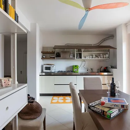 Lägenhet Casa Di Betta Viareggio